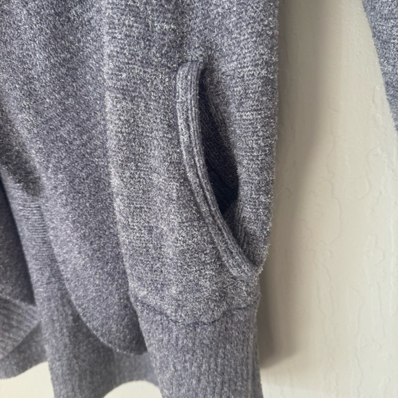 BAREFOOT DREAMS Cozychic Lite Knit Circle Cardigan Gray Open Front Size Medium - Picture 7 of 14